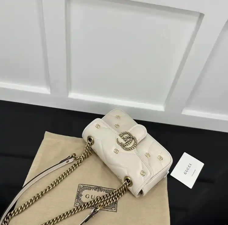 Gvc*1 satchel bags 4034f-0010