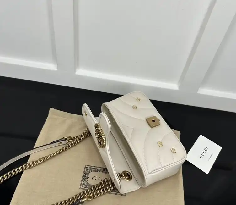 Gvc*1 satchel bags 4034f-0010
