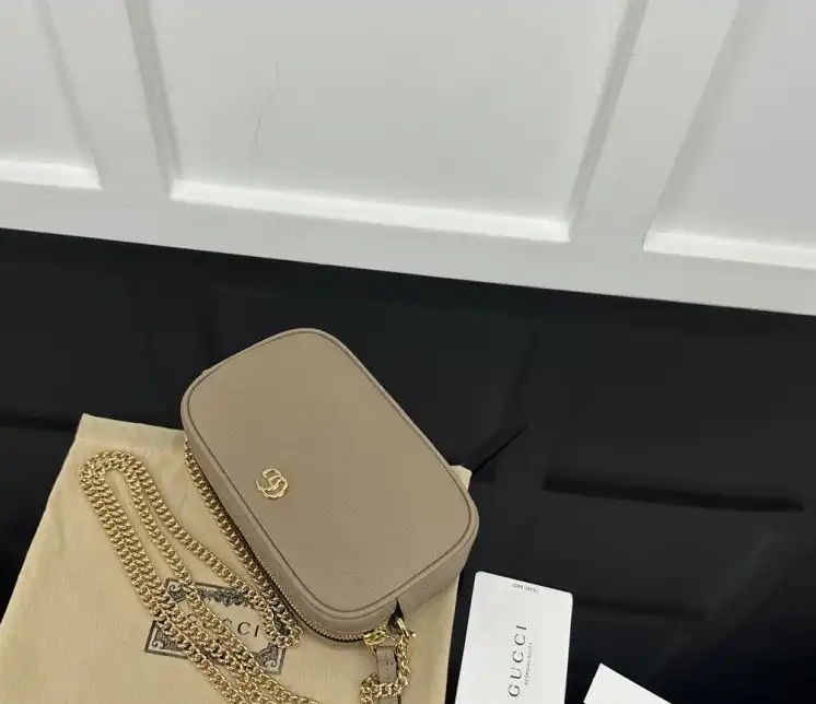 Gvc*1 satchel bags 4034f-0033