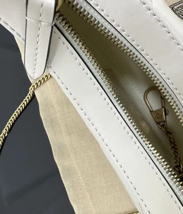 Gvc*1 top handle bags 4034f-0044