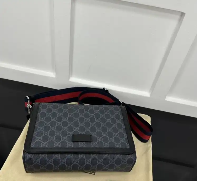 Gvc*1 satchel bags 4034f-0053