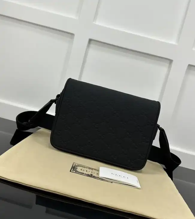 Gvc*1 satchel bags 4034f-0062