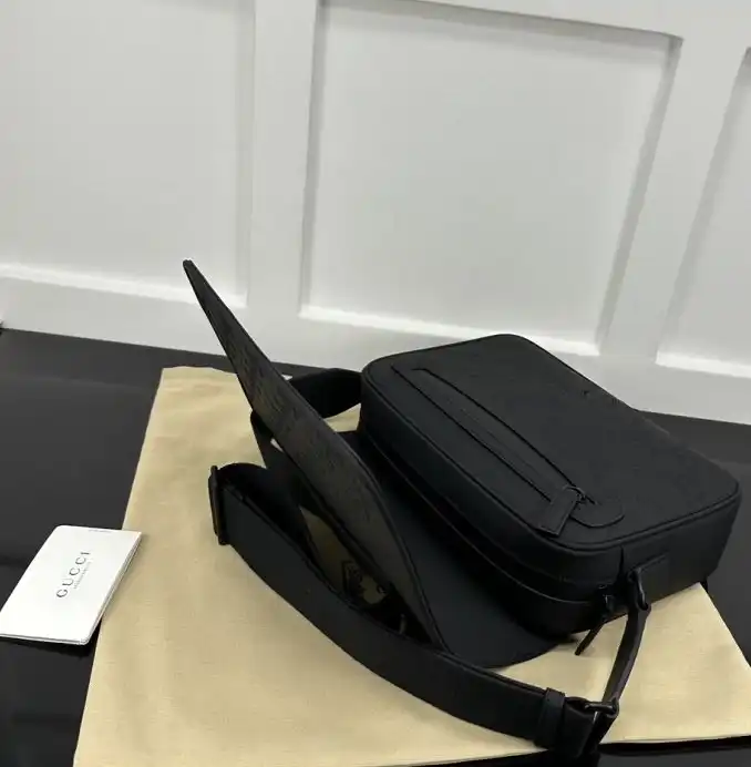 Gvc*1 satchel bags 4034f-0062