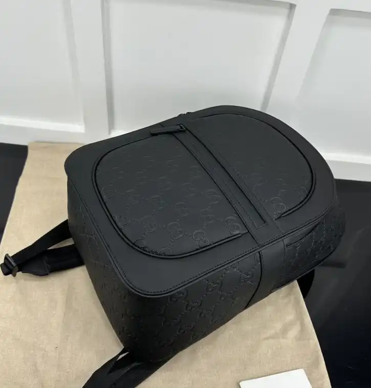 Gvc*1 backpacks 4034g-0011