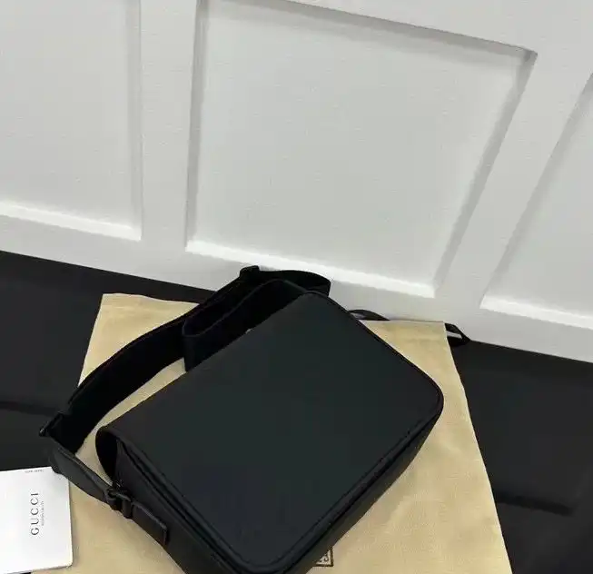 Gvc*1 satchel bags 4034g-0021