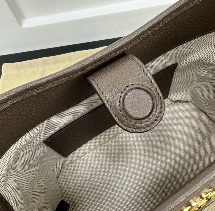 Gvc*1 satchel bags 4034g-0022