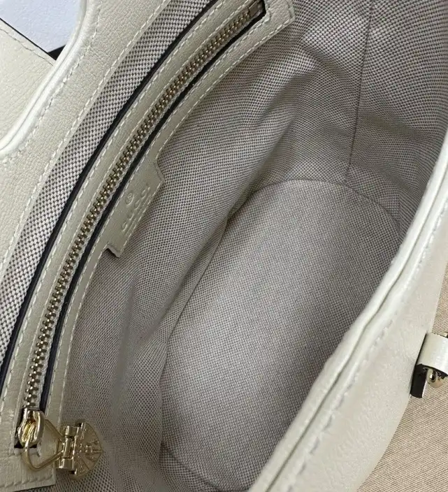 Gvc*1 bucket bags 4034g-0033