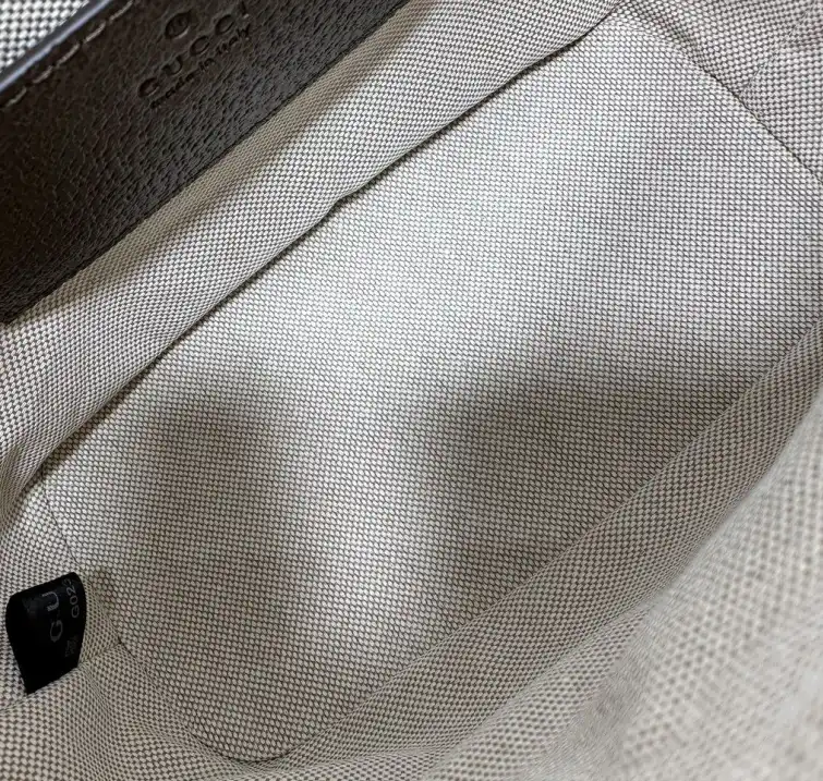 Gvc*1 satchel bags 4034g-0038