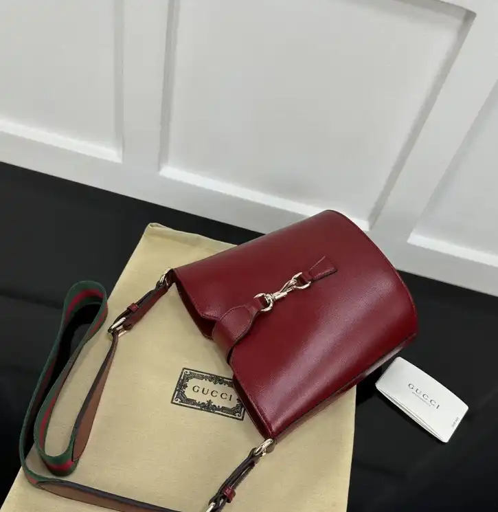 Gvc*1 bucket bags 4034g-0040