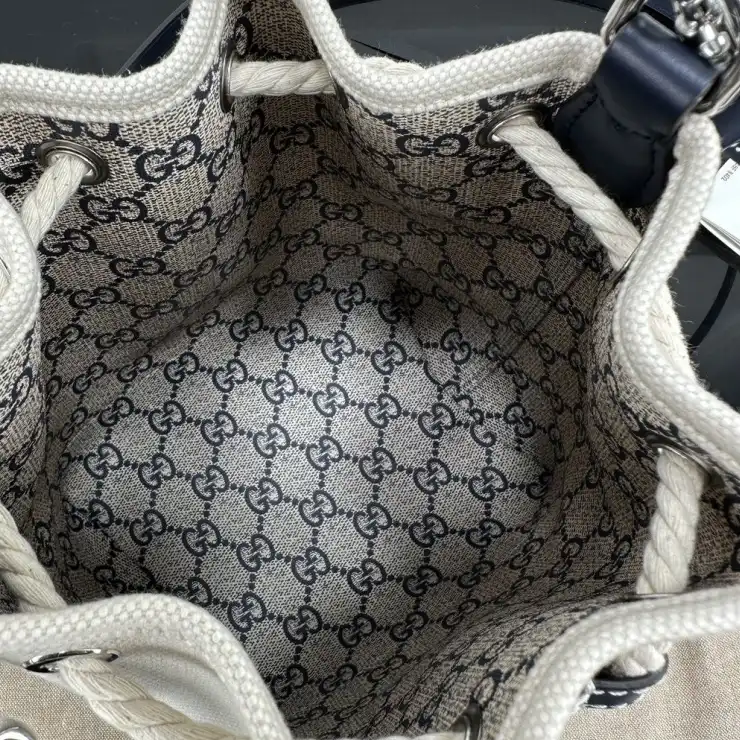 Gvc*1 bucket bags 4034g-0051