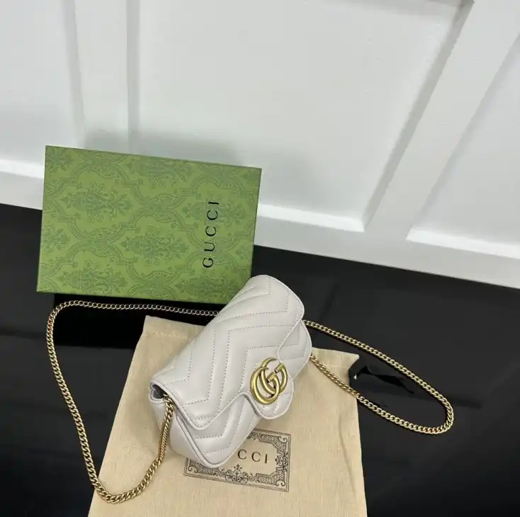 Gvc*1 satchel bags 4034g-0056