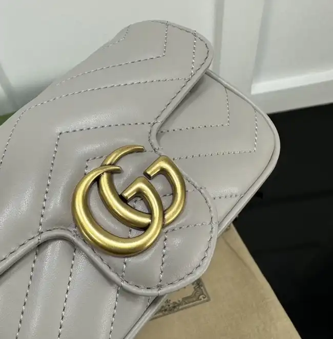 Gvc*1 satchel bags 4034g-0056