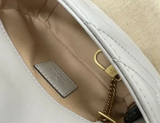 Gvc*1 satchel bags 4034g-0056