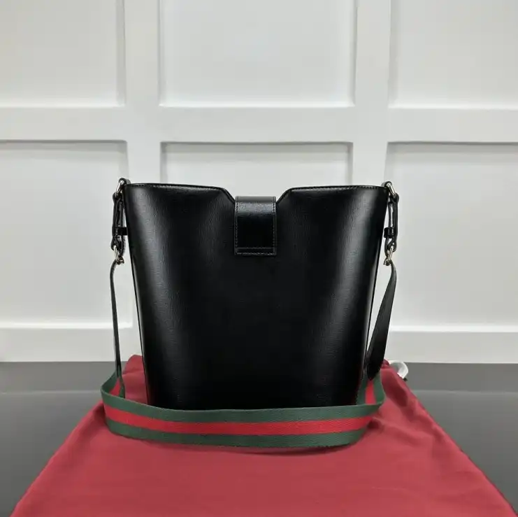 Gvc*1 bucket bags 4034g-0058