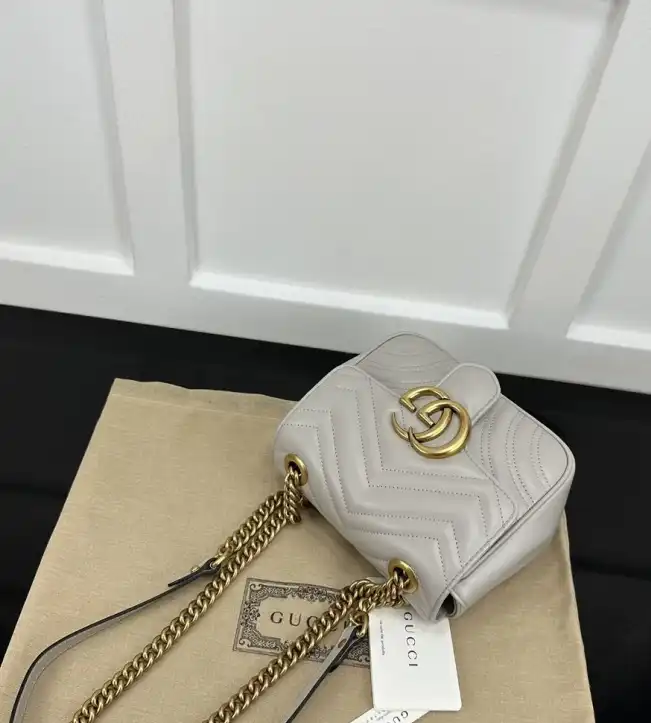 Gvc*1 satchel bags 4034g-0065