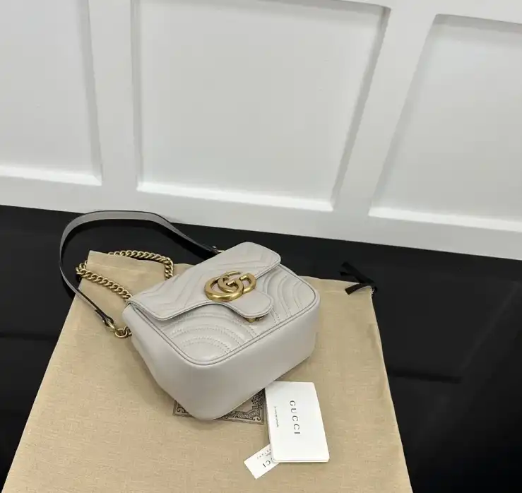 Gvc*1 satchel bags 4034g-0065