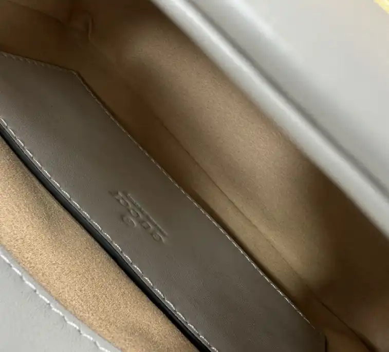 Gvc*1 top handle bags 4034g-0066