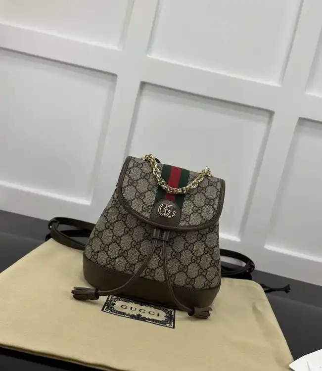 Gvc*1 backpacks 4034h-0002