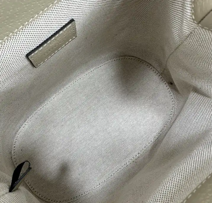 Gvc*1 backpacks 4034h-0022