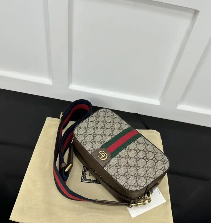 Gvc*1 satchel bags 4034h-0039