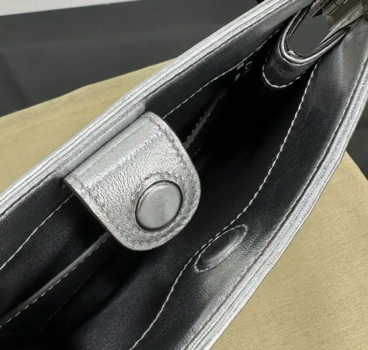 Gvc*1 top handle bags 4034h-0040