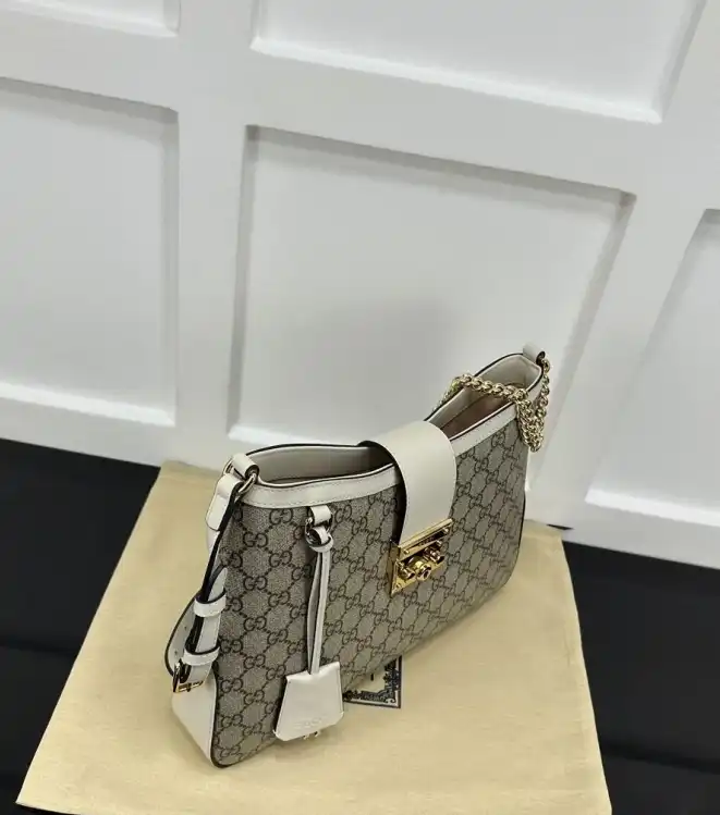Gvc*1 satchel bags 4034h-0097