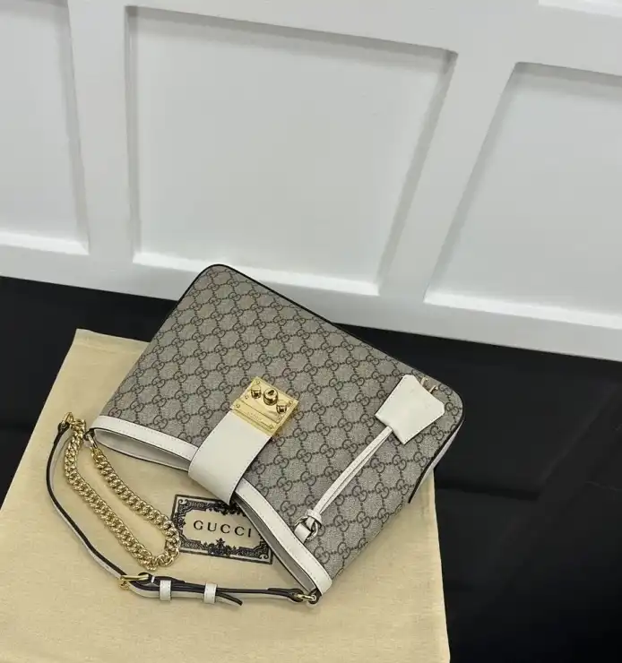Gvc*1 satchel bags 4034h-0097