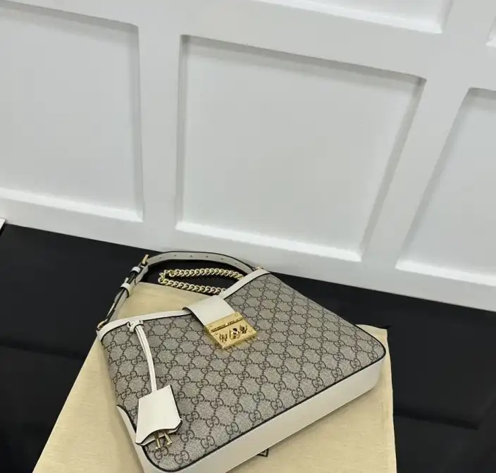 Gvc*1 satchel bags 4034h-0097
