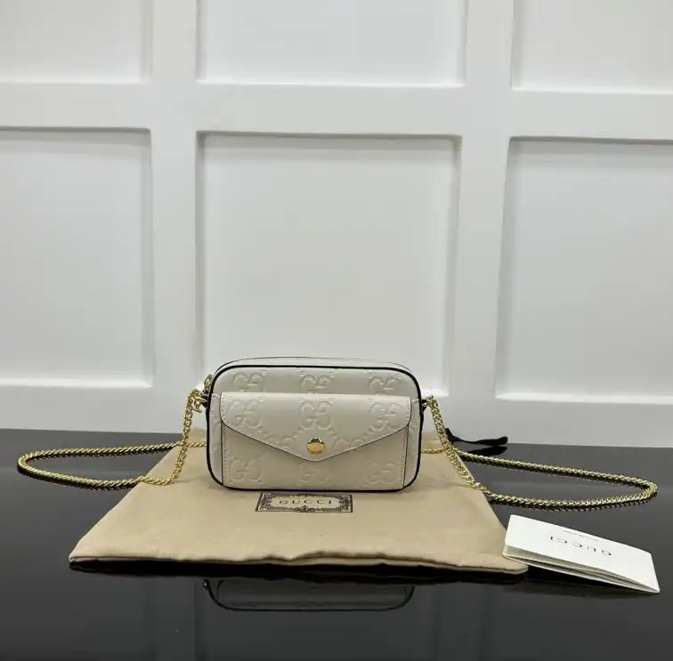 Gvc*1 satchel bags 4034h-0100