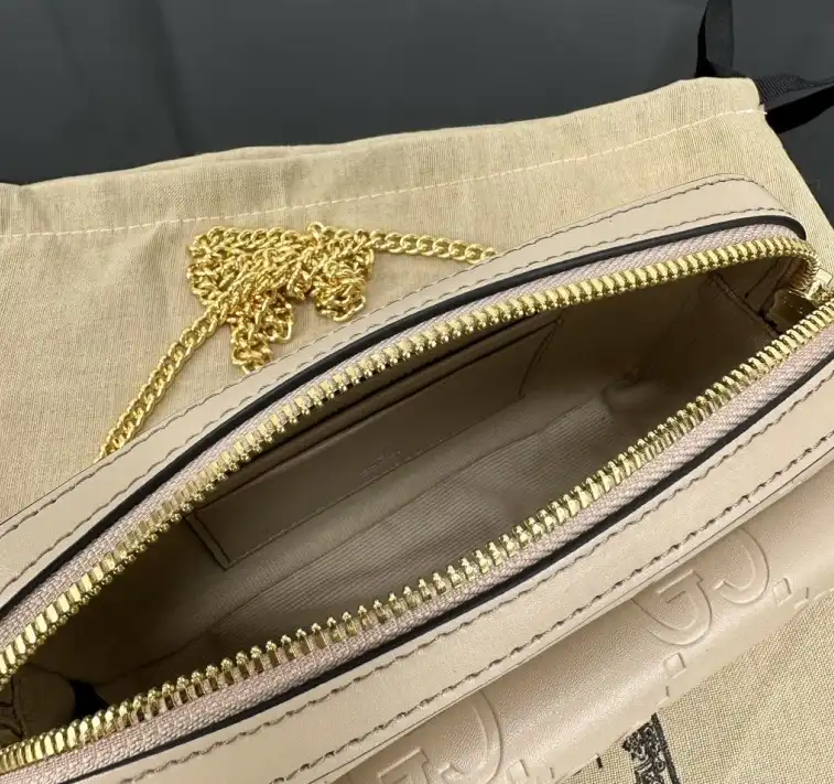 Gvc*1 satchel bags 4034h-0102