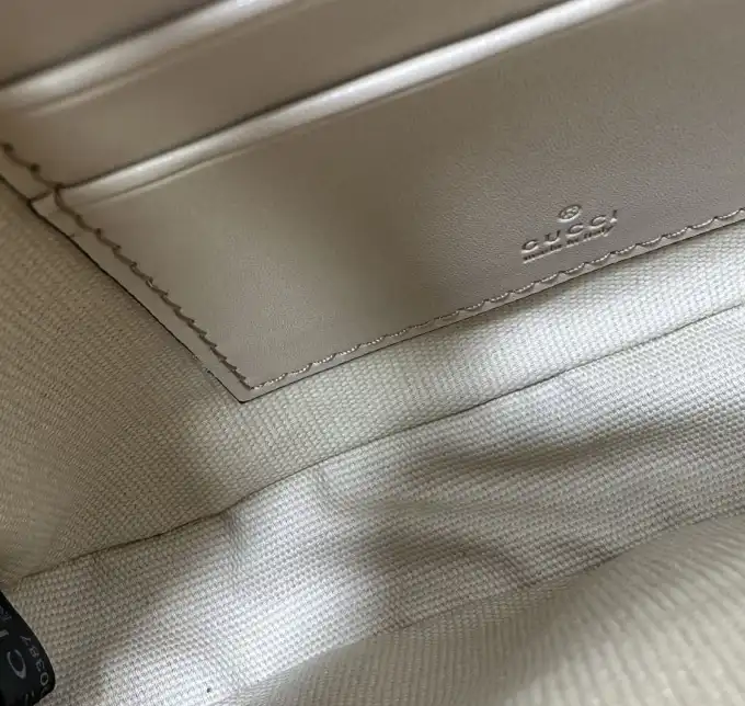 Gvc*1 satchel bags 4034h-0102