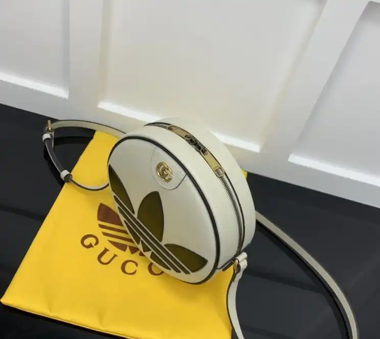 Gvc*1 round bags 4034h-0122