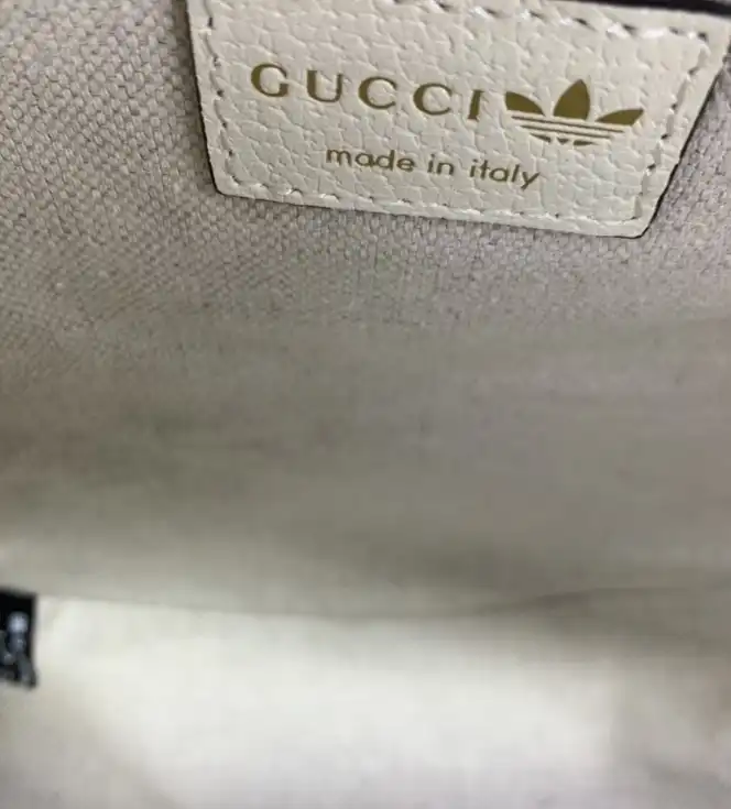 Gvc*1 round bags 4034h-0122