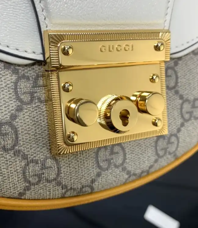 Gvc*1 satchel bags 4034h-0133