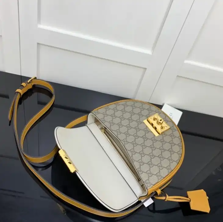 Gvc*1 satchel bags 4034h-0133