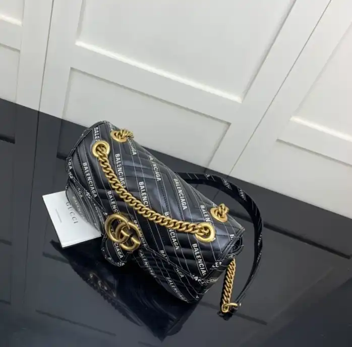 Gvc*1 satchel bags 4034h-0136
