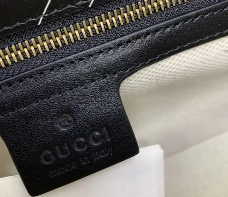 Gvc*1 satchel bags 4034h-0136