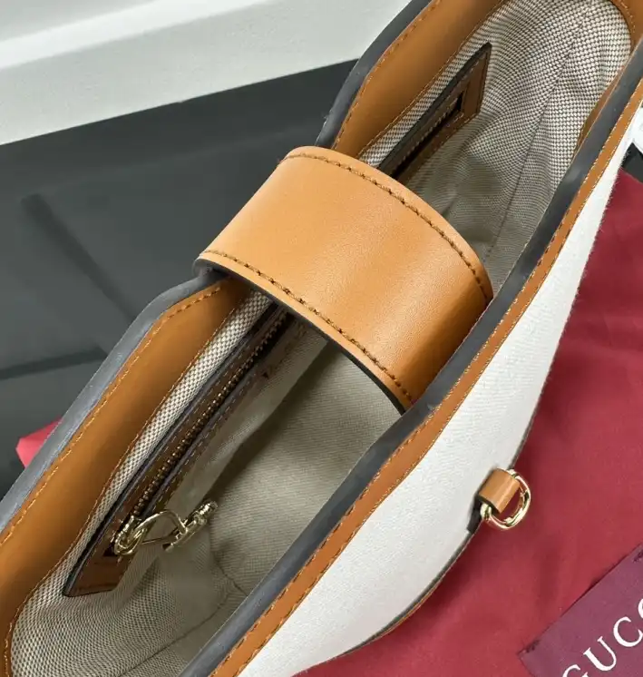Gvc*1 bucket bags 4034h-0153