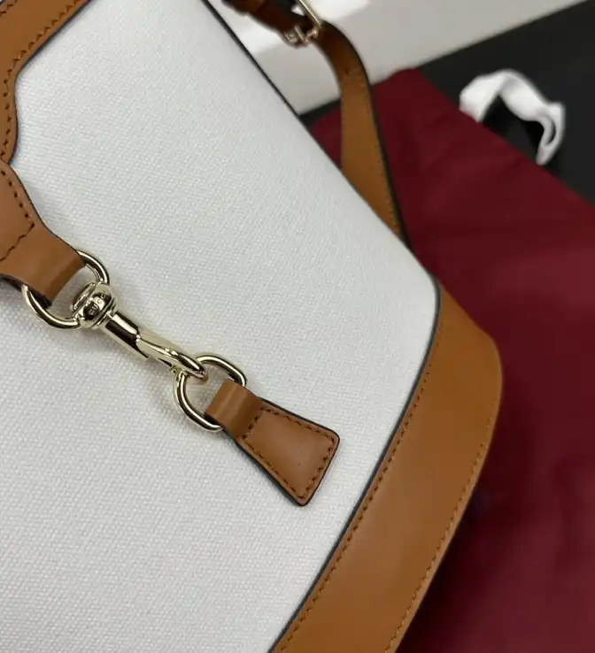 Gvc*1 bucket bags 4034h-0153