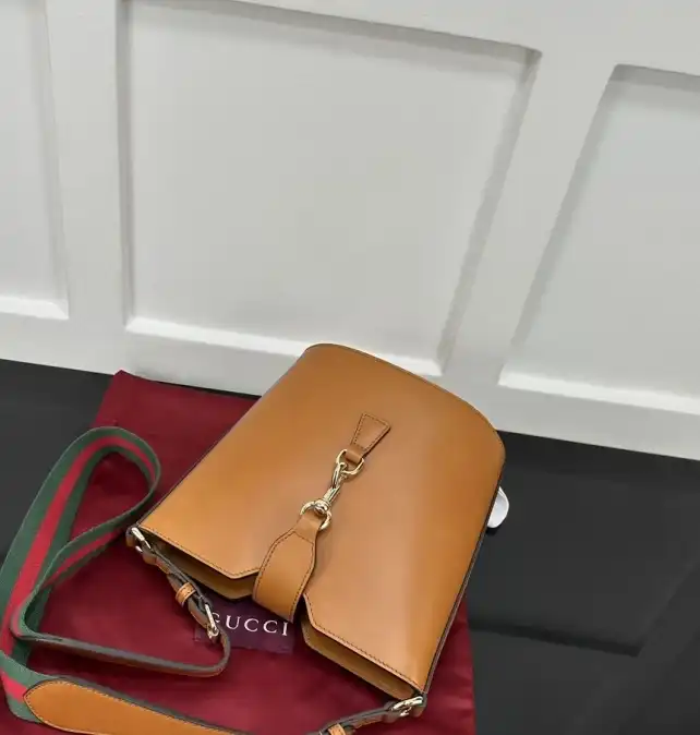 Gvc*1 bucket bags 4034h-0154