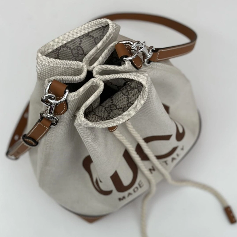 Gvc*1 bucket bags 4036-0044
