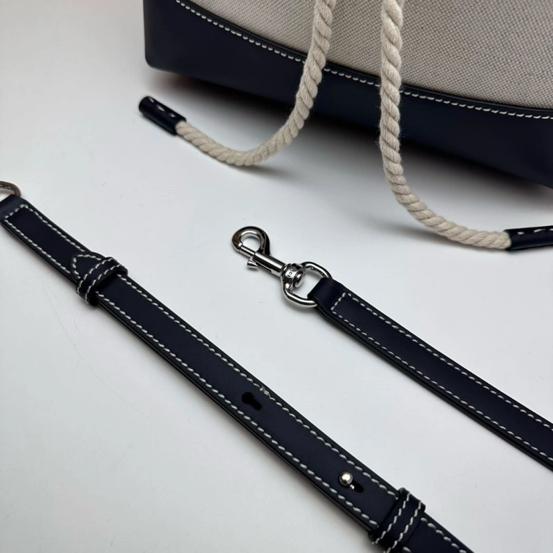 Gvc*1 bucket bags 4036-0045