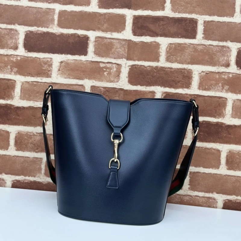 Gvc*1 bucket bags 4036-0139