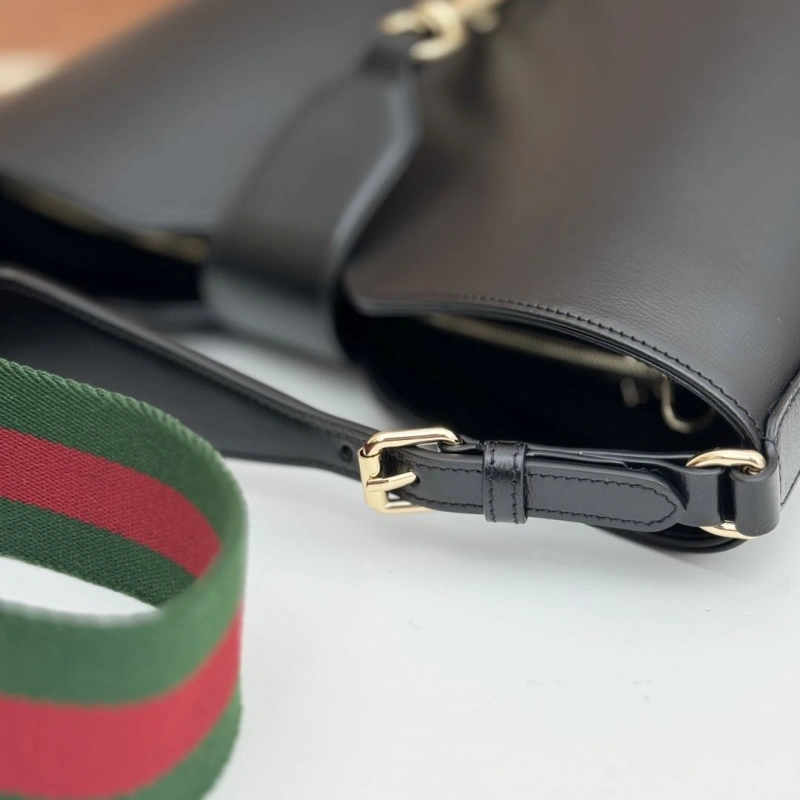 Gvc*1 bucket bags 4036-0143