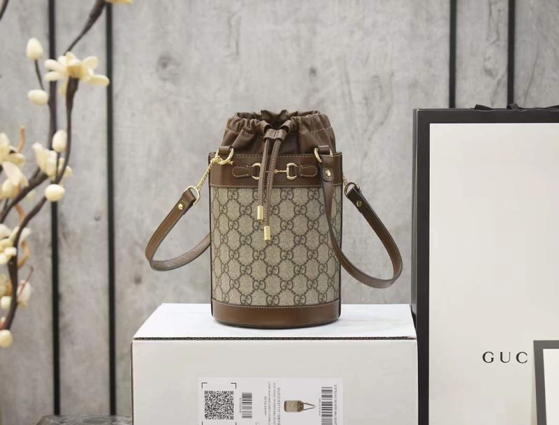 Gvc*1 bucket bags 4036-0294