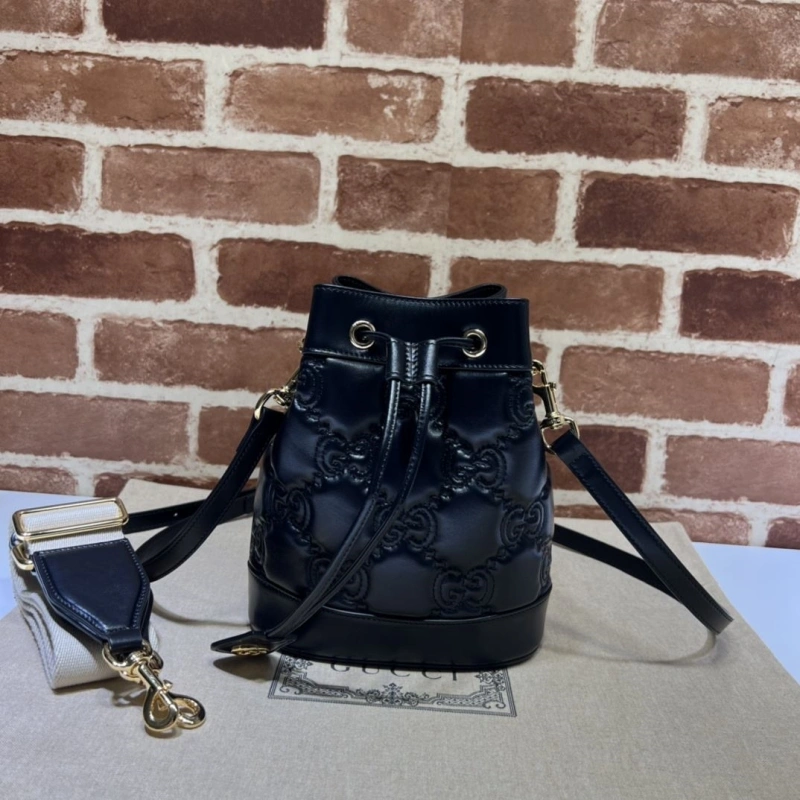 Gvc*1 bucket bags 4036-0480