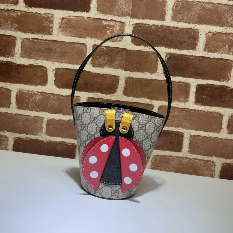 Gvc*1 bucket bags 4036-0616