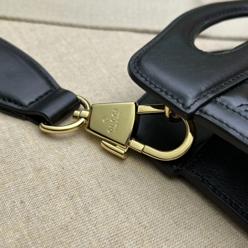 Gvc*1 top handle bags 4036-0622