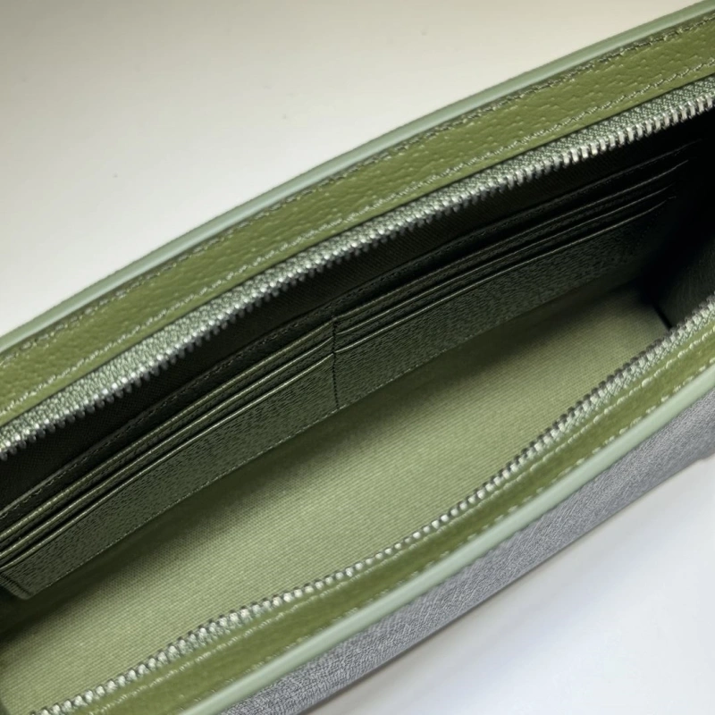 Gvc*1 clutch bags 4036-0696