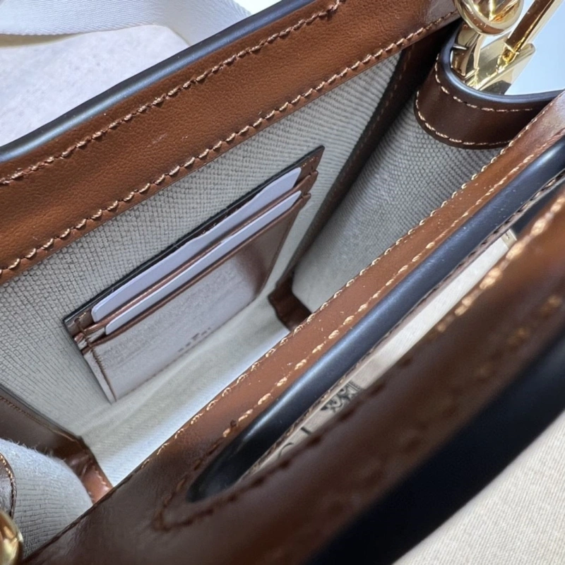Gvc*1 top handle bags 4036-0978